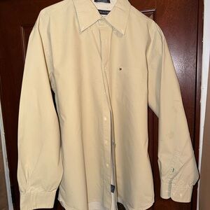 Tommy Hilfiger Men's Light Cream Button-Up Shirt Jacket. (032)